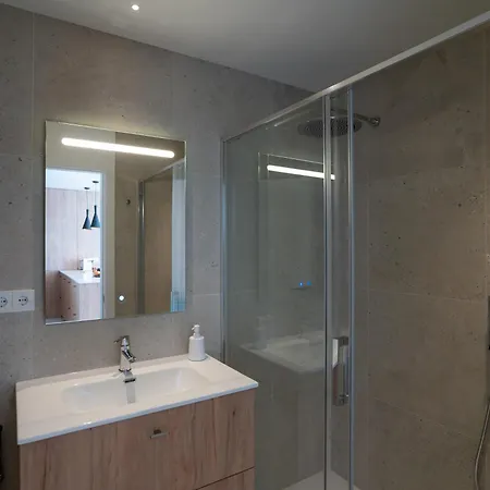 Апартаменты Torre De La Roca With Amazing Sea Views!