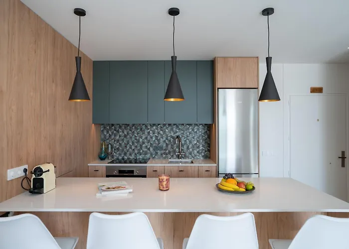 Апартаменты Torre De La Roca With Amazing Sea Views!